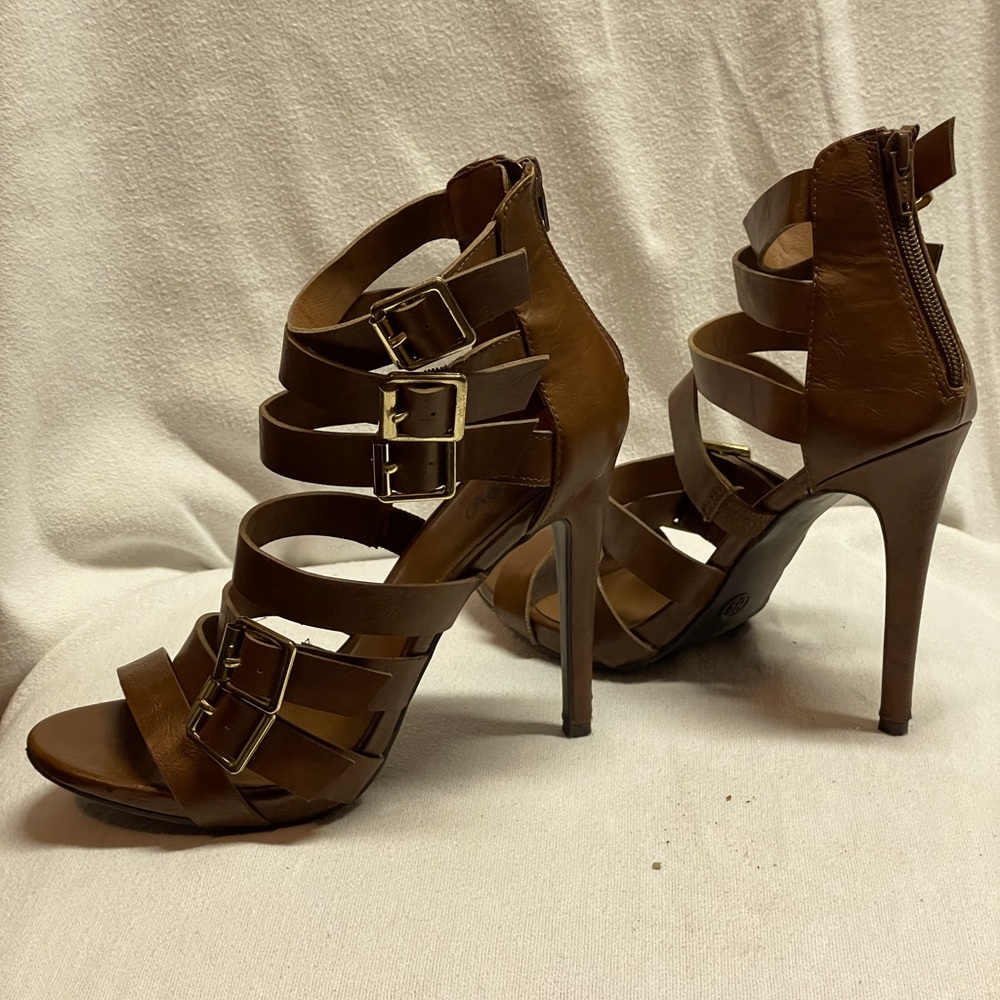 COPY - Mossimo "Sapphire" Strappy Heels w Buckles…